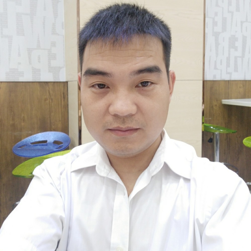 深蓝深蓝的照片