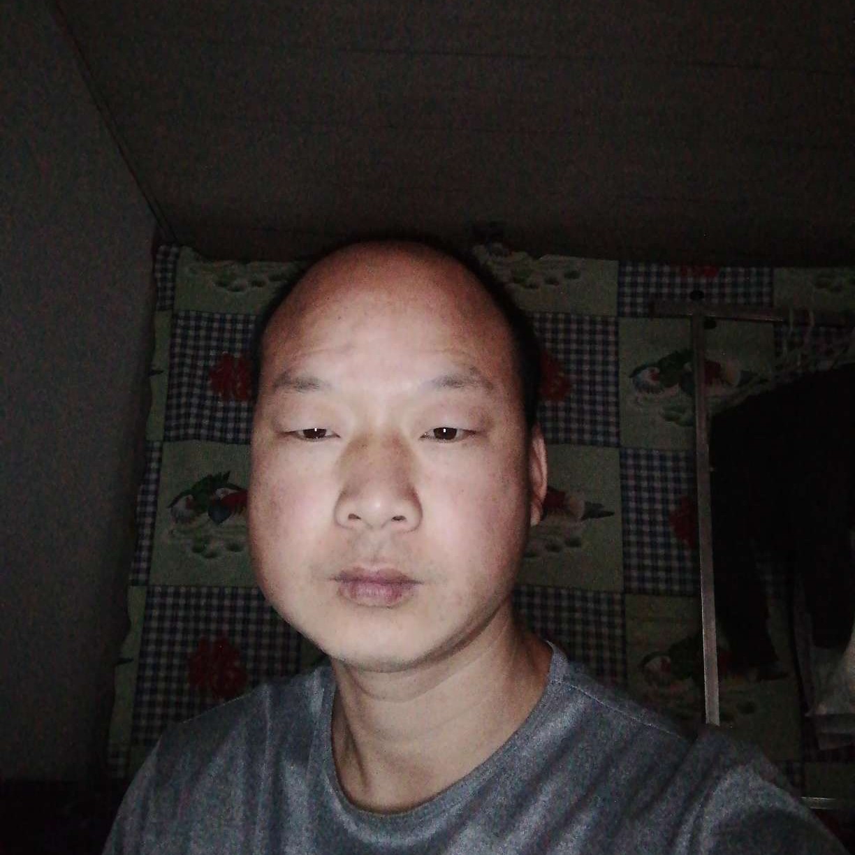 淡然改变楼房的照片