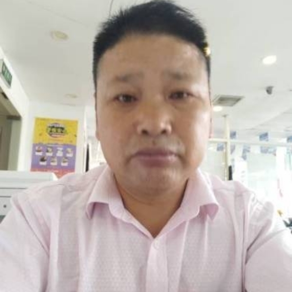 迷路深拥月亮的照片