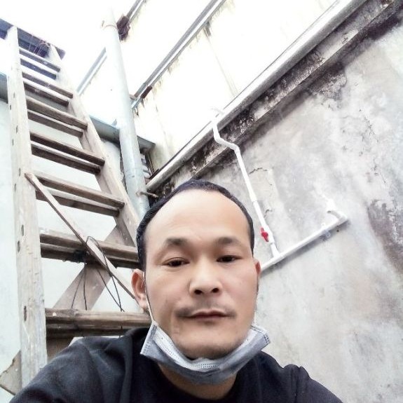 周进泉的照片