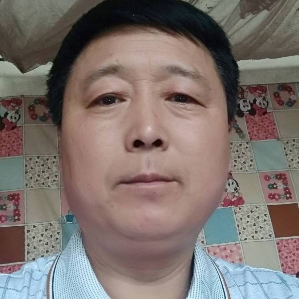 呆萌蹁跹魔镜的照片