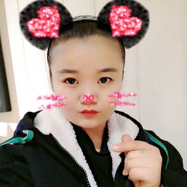 碧蓝刺猬的照片