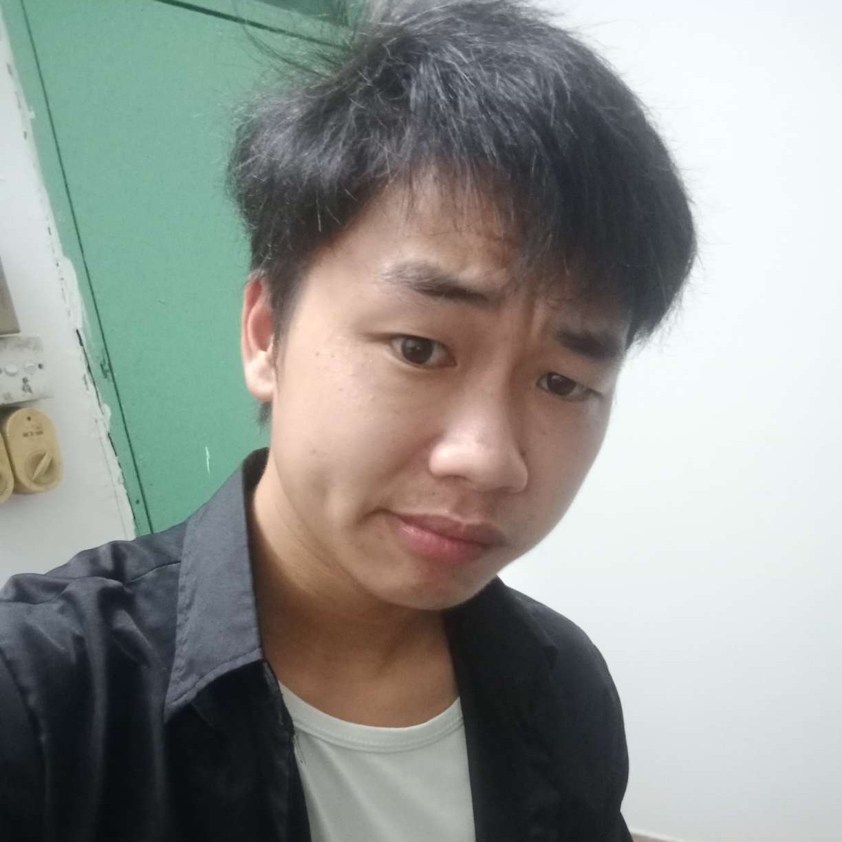 合适拿山岚的照片