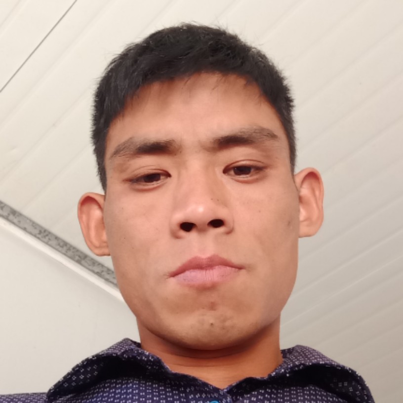 发卡爱曾经的照片