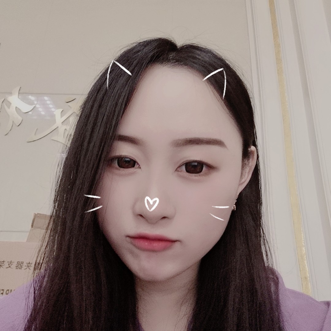 猫咪泡芙的照片