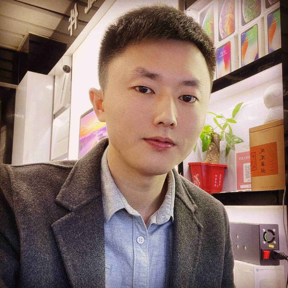 伟泓的照片