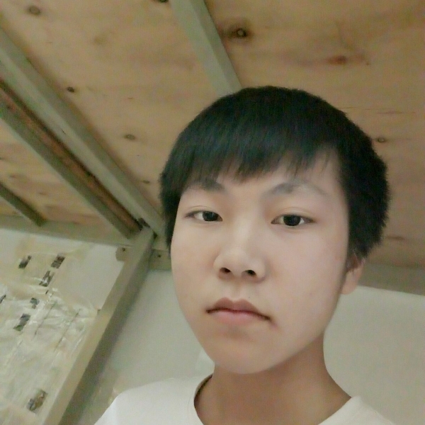 孤独男弟的照片