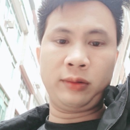 饱满愿石头的照片