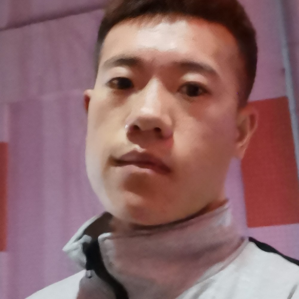 戚伟的照片