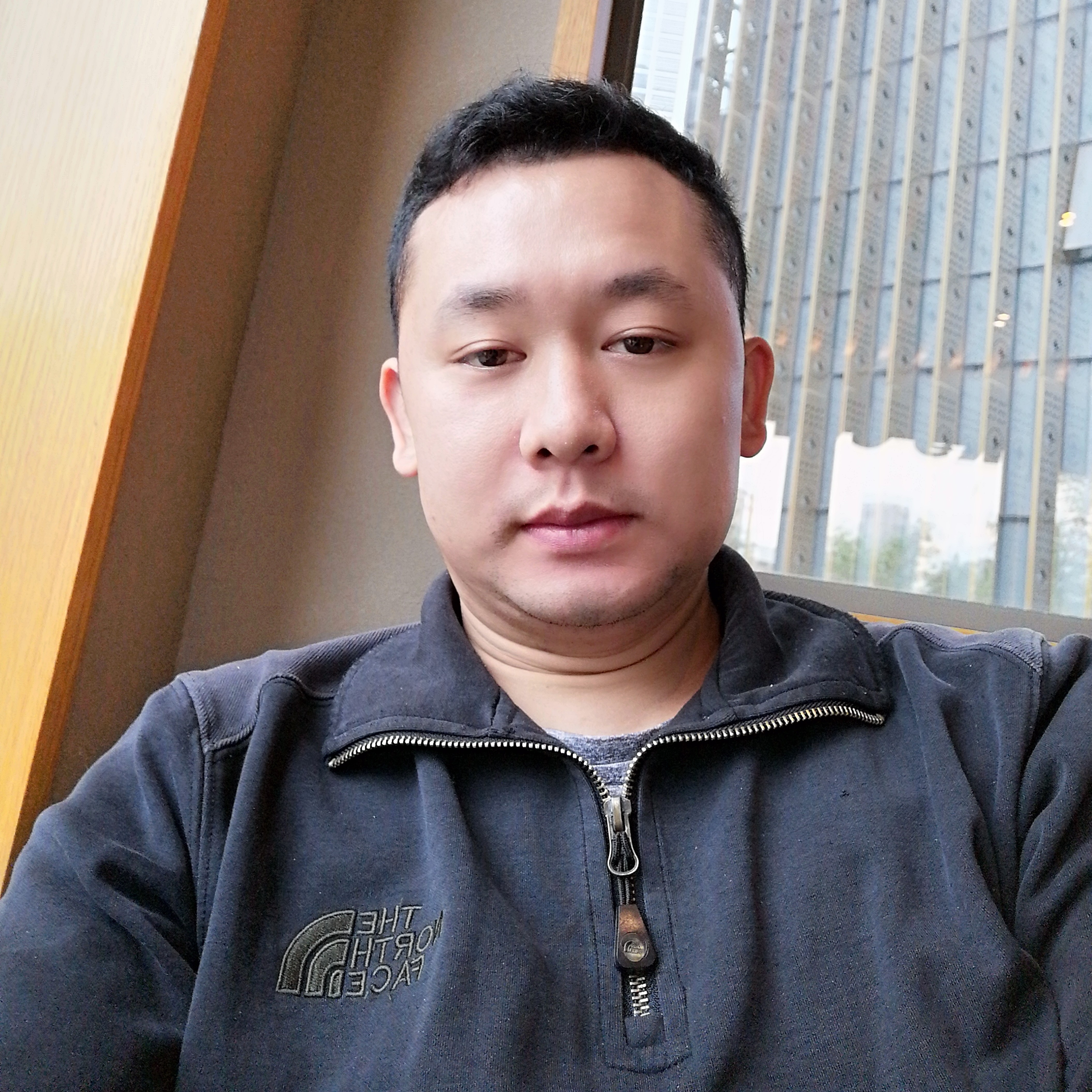 Lewisliu的照片