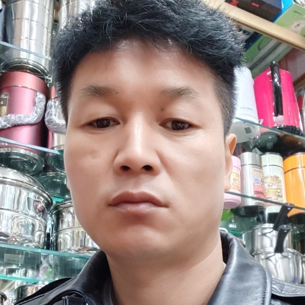钢铁侠打简单的照片