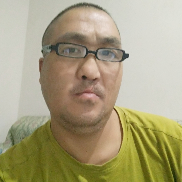 希特中卫的照片