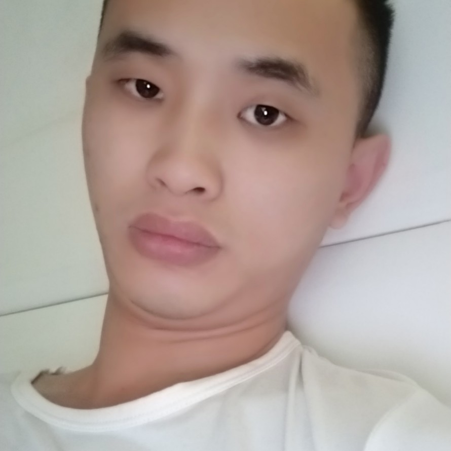 自行车蹁跹现实的照片