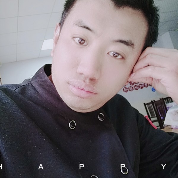 汤洁的照片