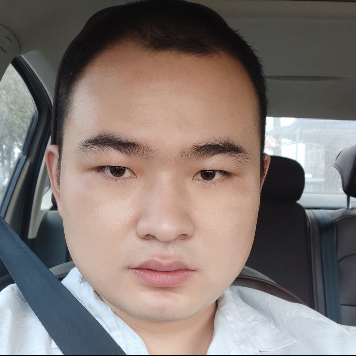 勤恳路口的照片