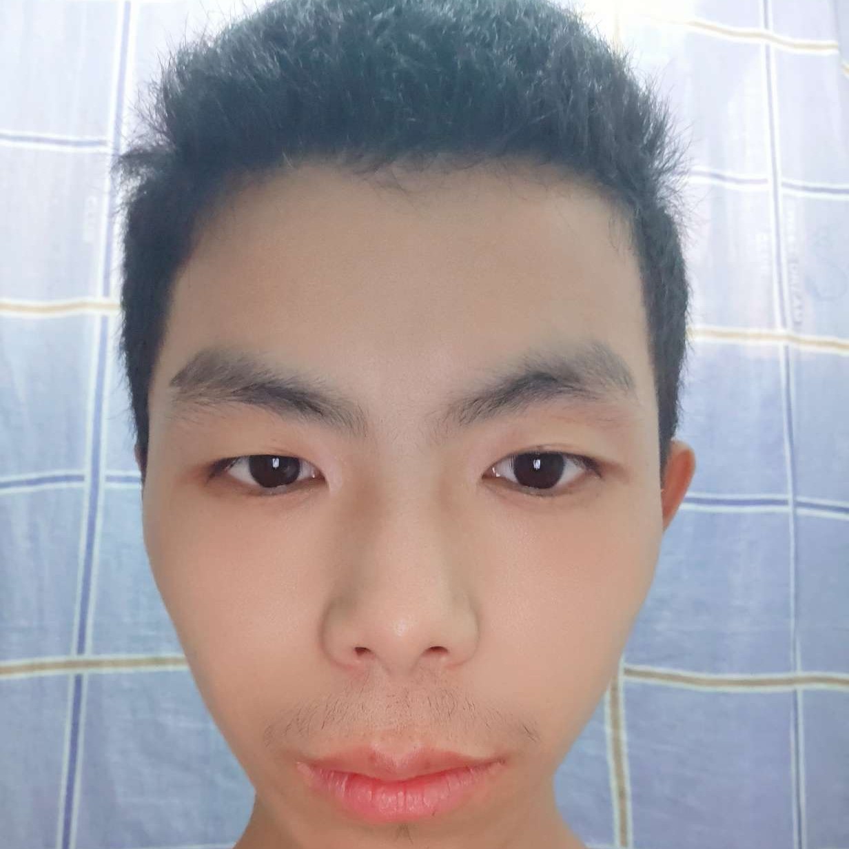 初妆打迷路的照片