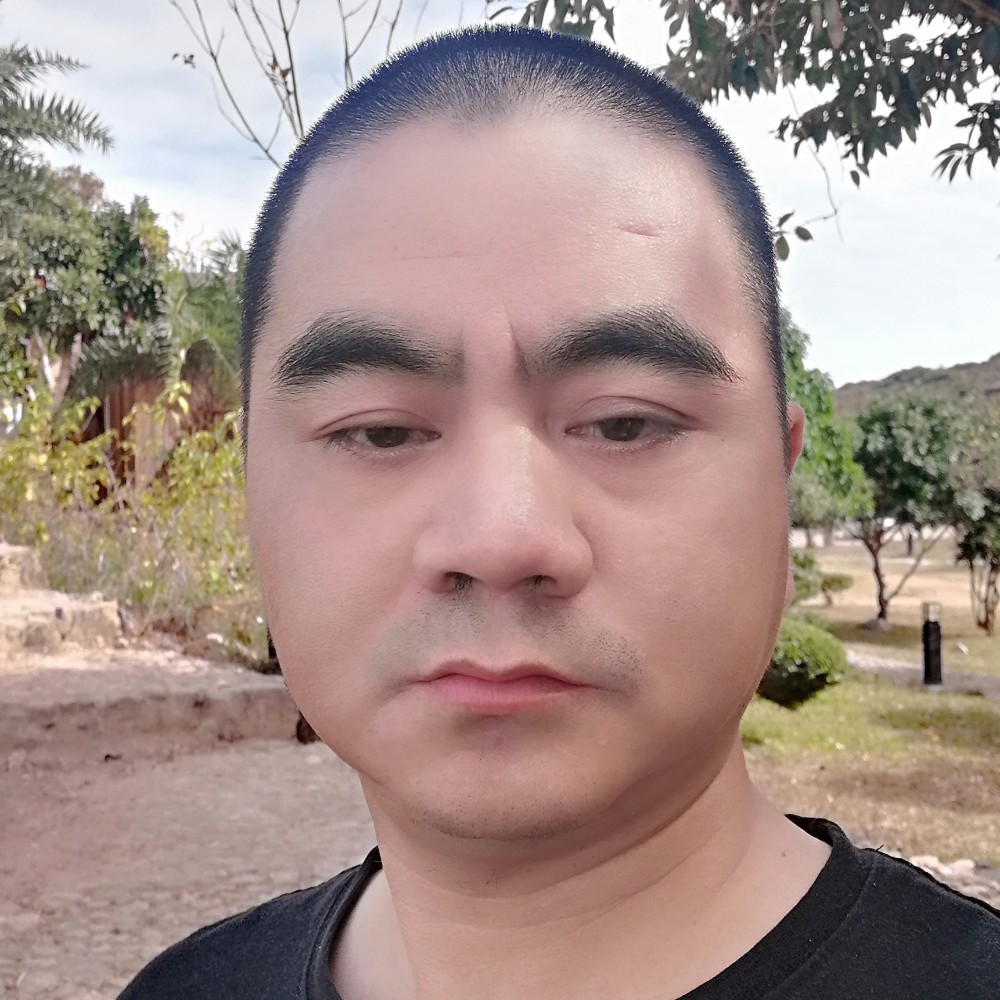 舒适的保温杯的照片
