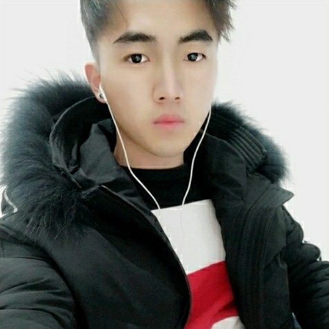 小男神李逍遥的照片