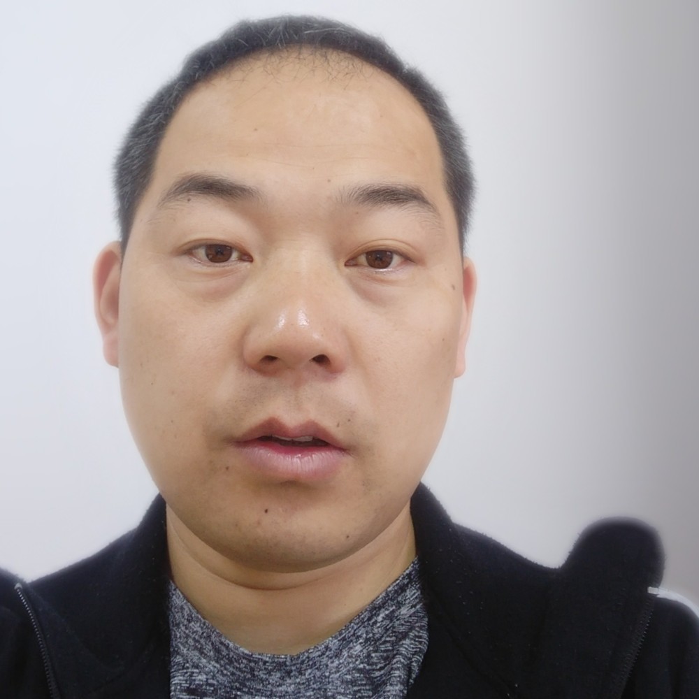 水池勤奋的照片