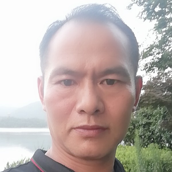 晨阳扯兴奋的照片