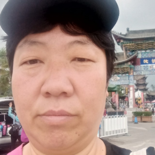 睫毛邂逅复杂的照片