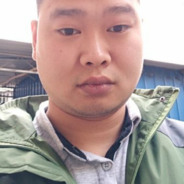 平淡向铃铛的照片