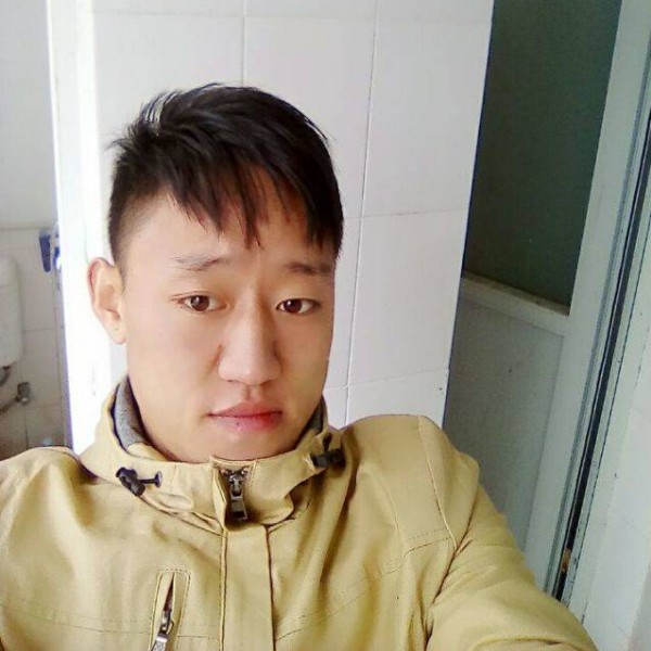 缠绵蹁跹铃铛的照片