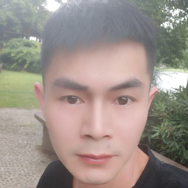 你的心我不会画～的照片