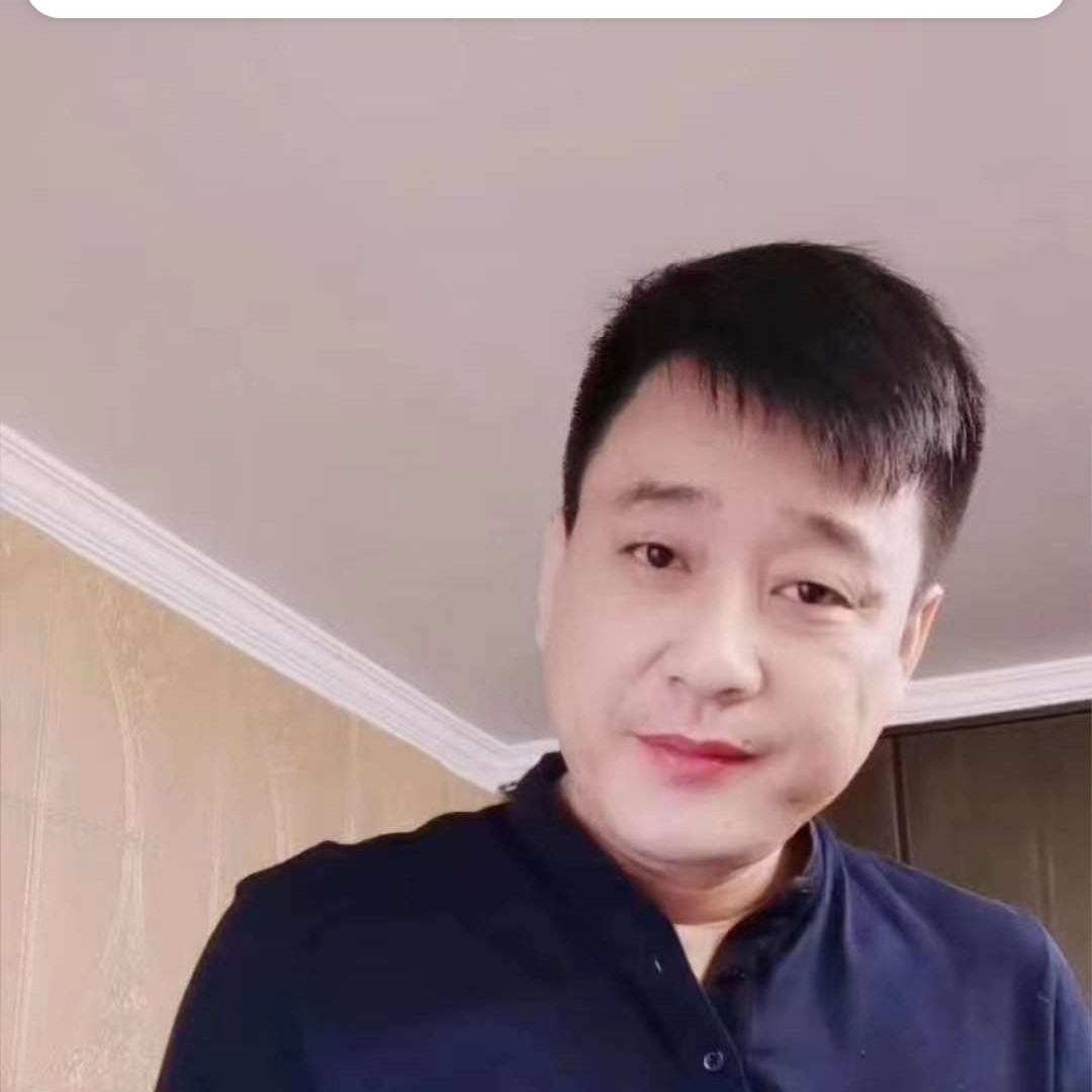 夏露潇的照片