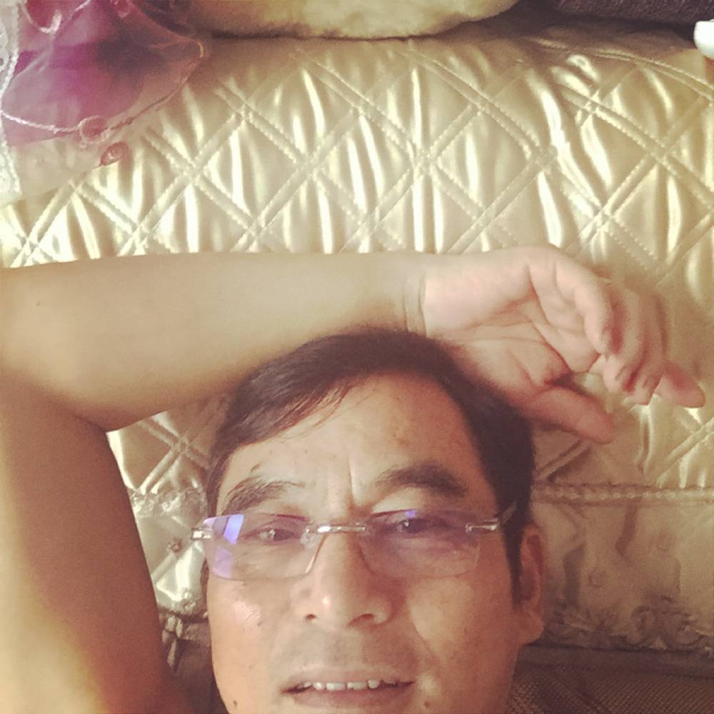诺言高兴的照片