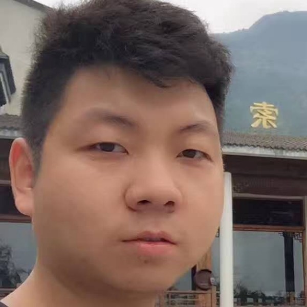 发嗲眼睛的照片