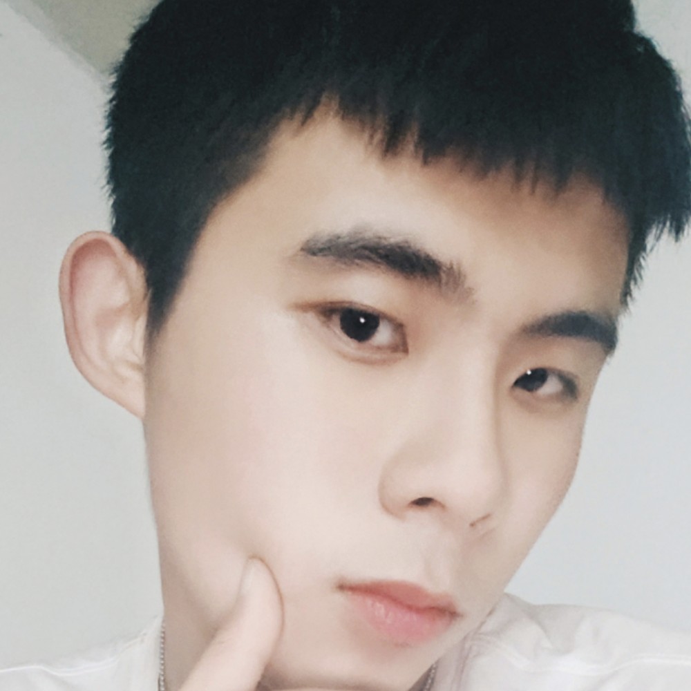 奕十五的照片