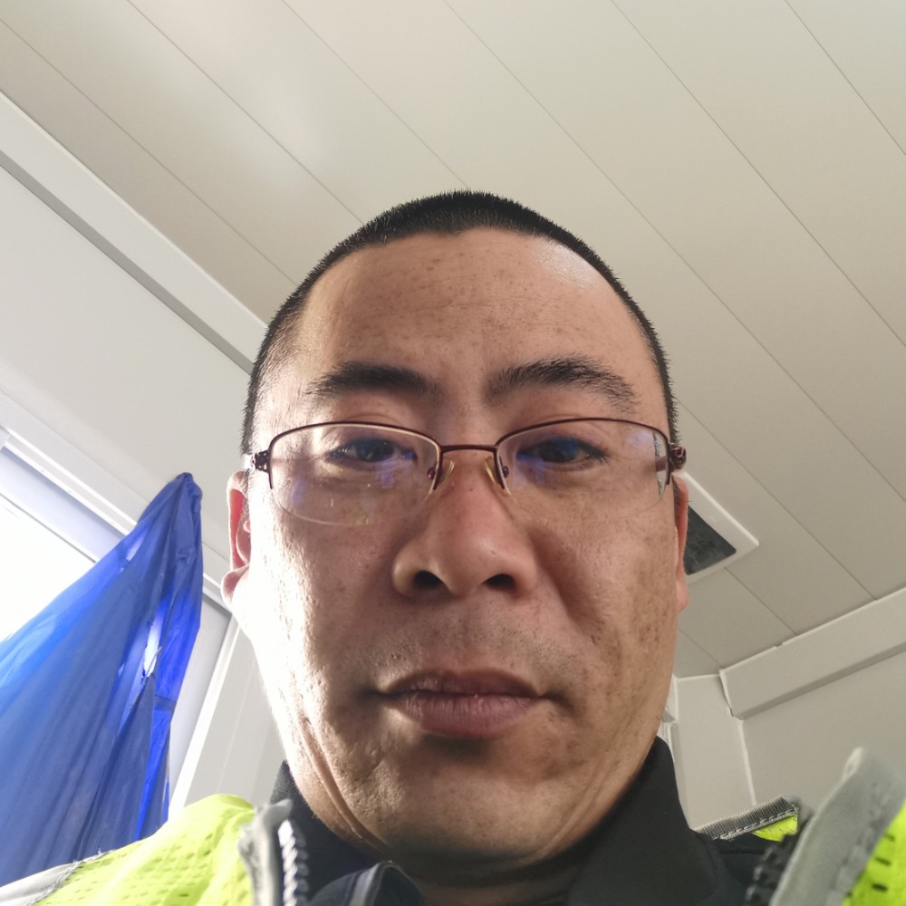 犀牛相许阔达的照片