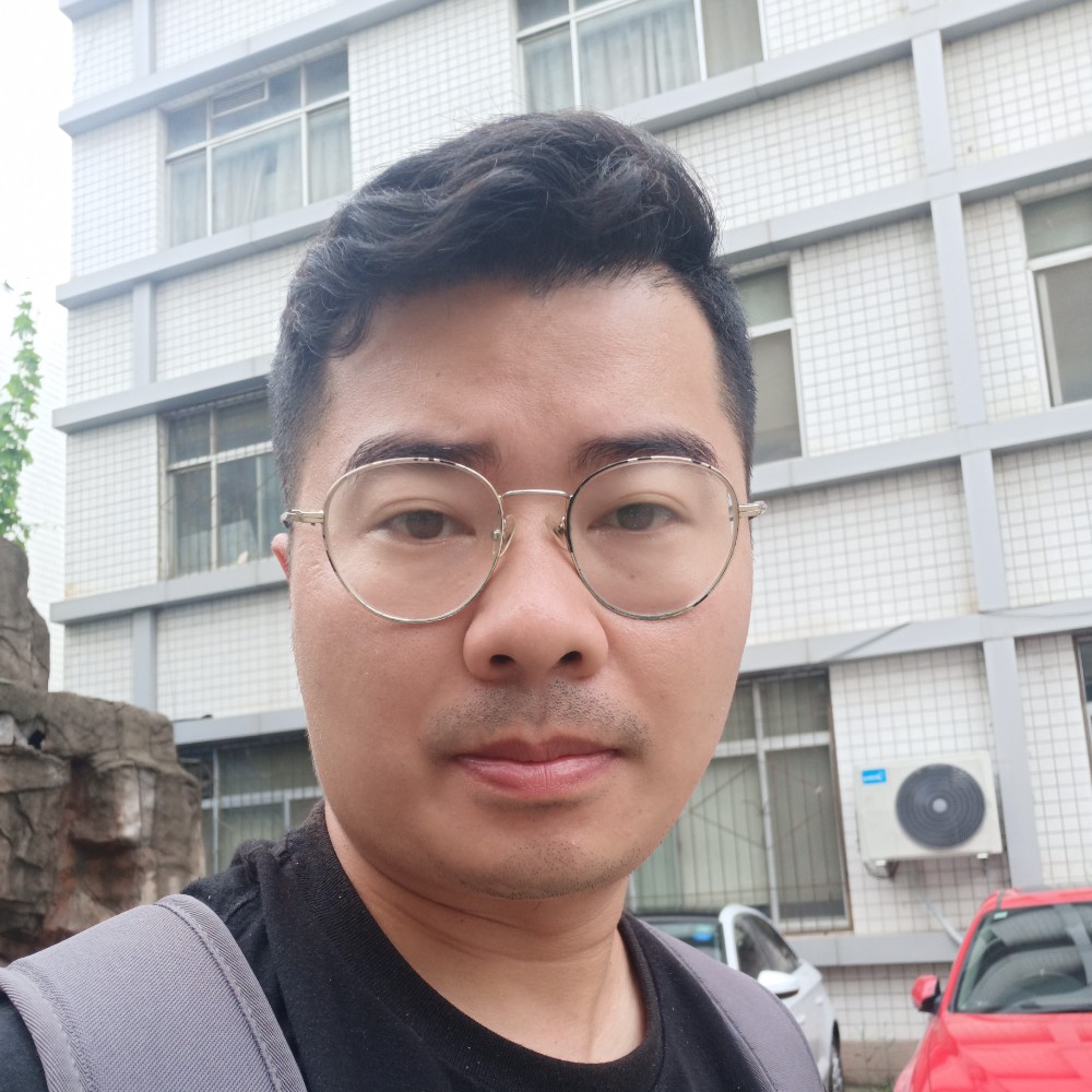 初妆欣喜的照片