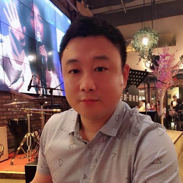 律政小哥的照片