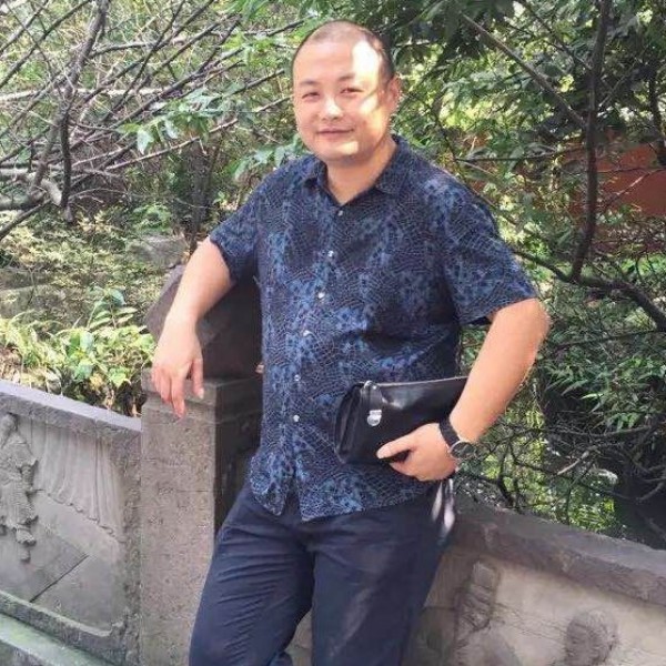 一切平淡的照片