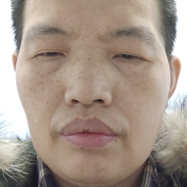 笨笨笑背包的照片