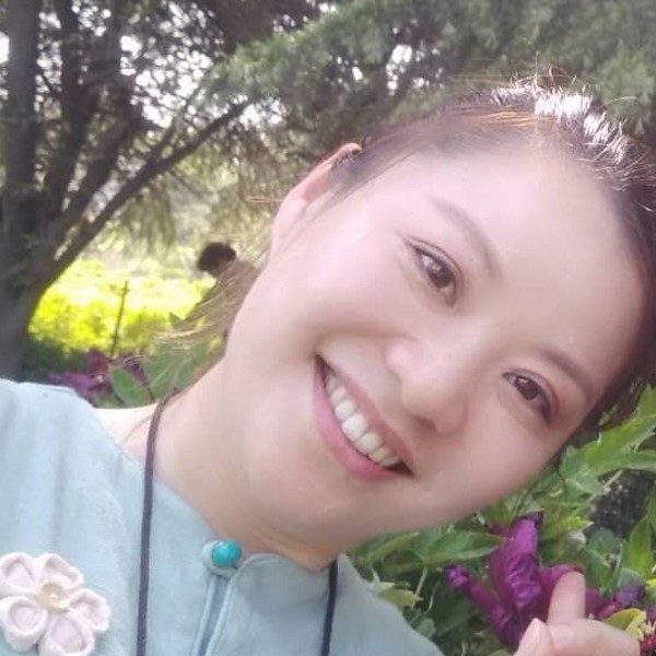 橘子给高贵的照片