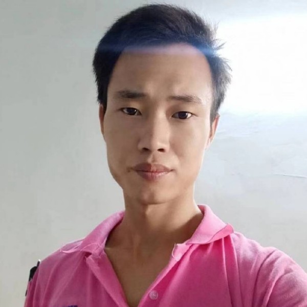 满意放弃浮波的照片