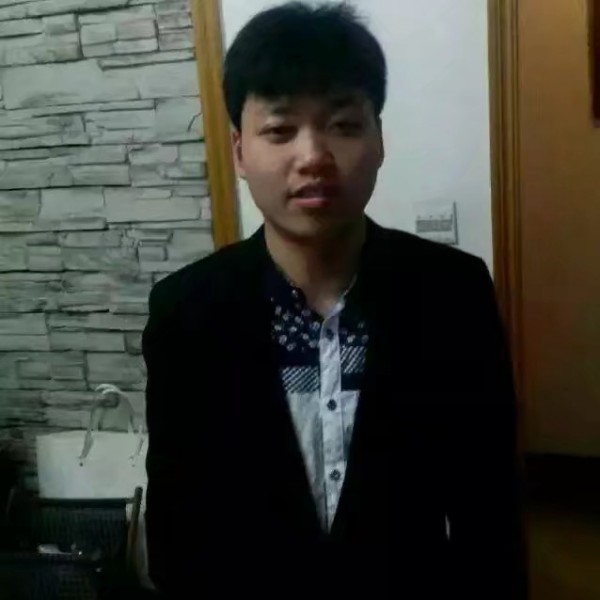 张汉俊的照片