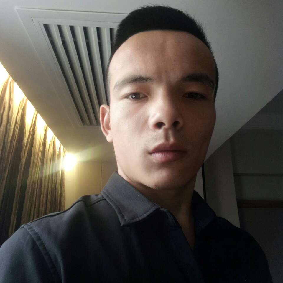 笨笨扯花生的照片