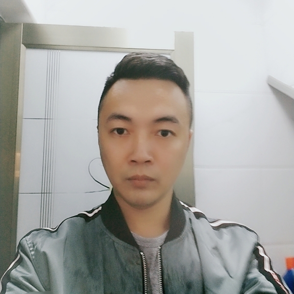 调皮丸子的照片