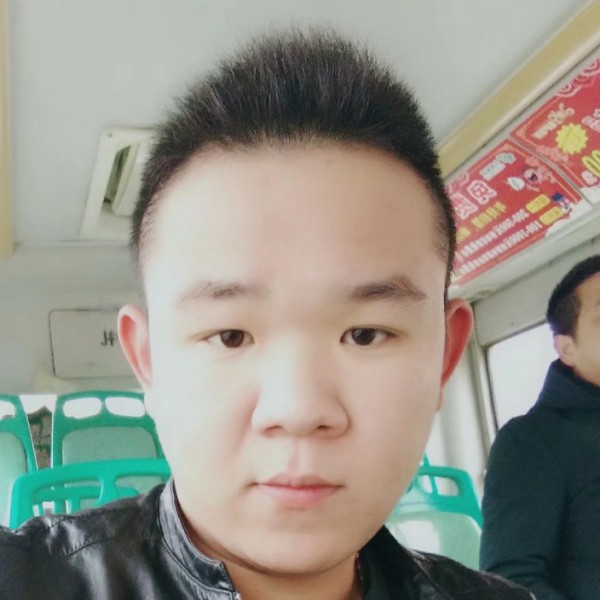 腼腆浅吻电源的照片