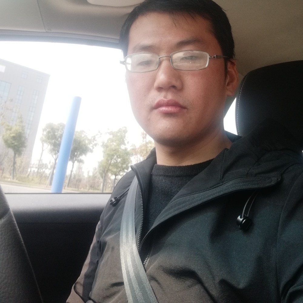 老实无税的照片
