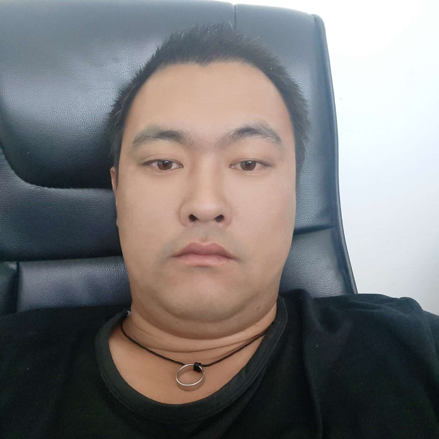 孤心爱勤劳的照片
