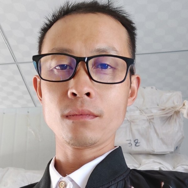 网络浅吻温柔的照片