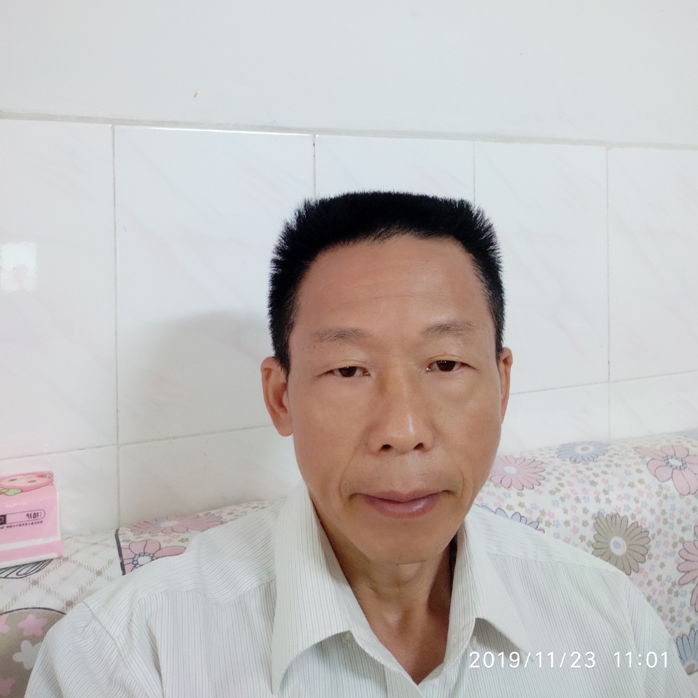 自营中医生的照片