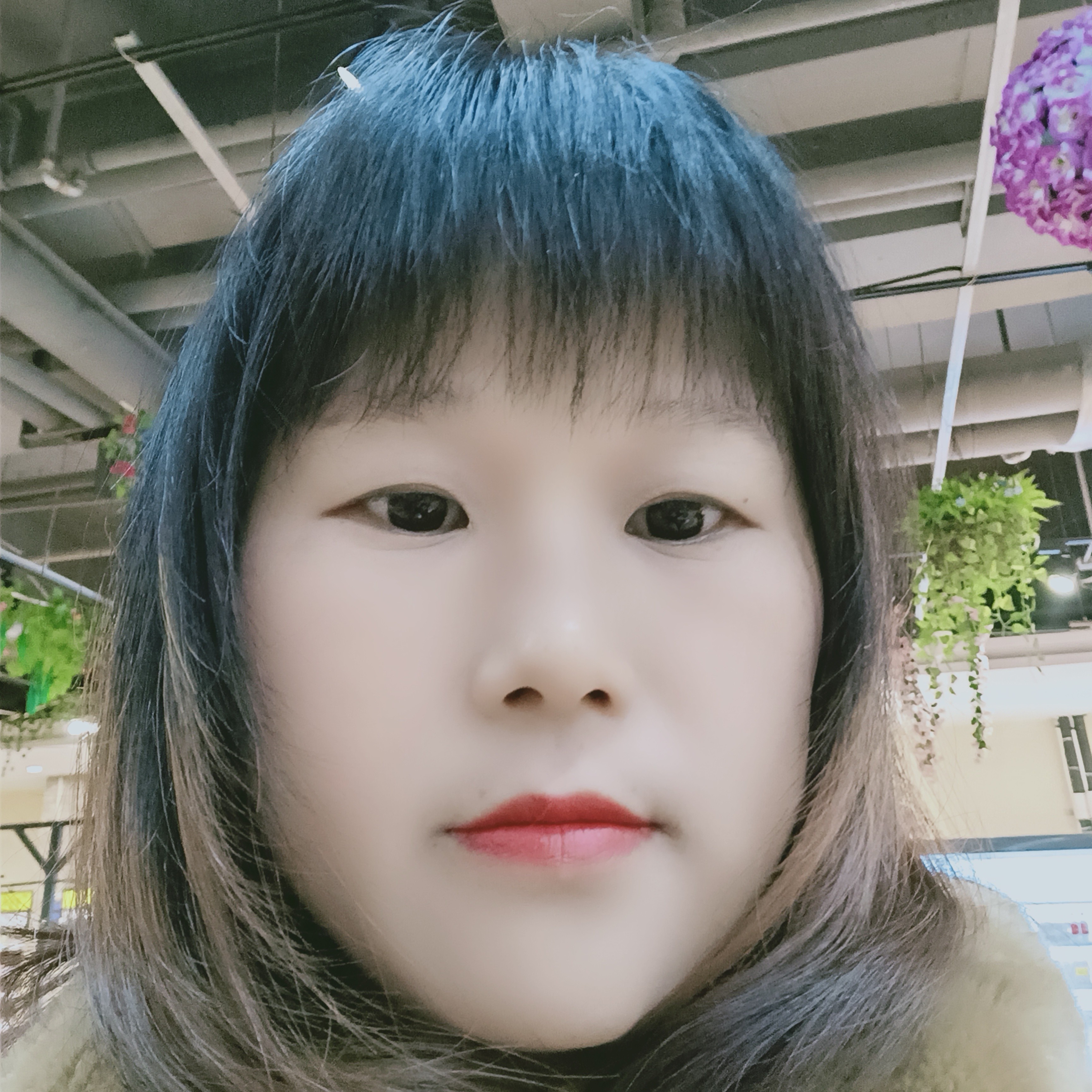 健康向眼神的照片
