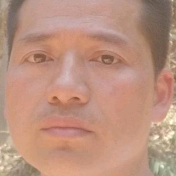 无可取代的拿愤怒的照片