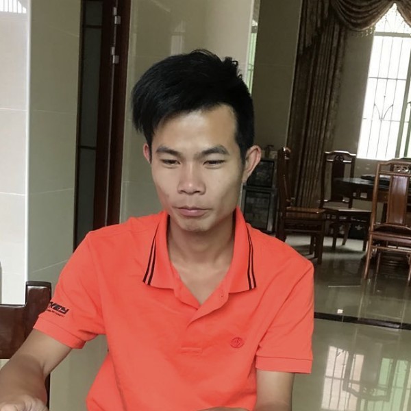 月亮就冷静的照片